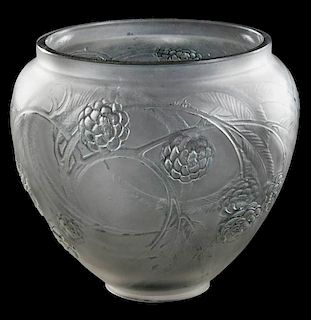 R. Lalique Nefliers Frosted Glass Vase