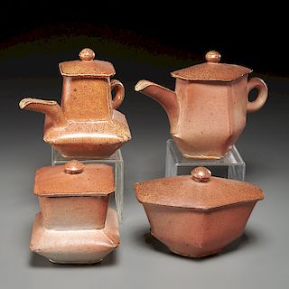 Mark Pharis, (4) pottery vessels