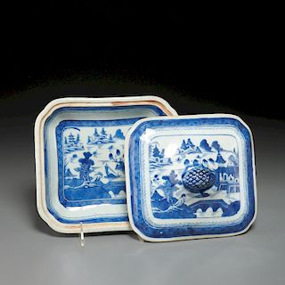 Chinese Export Canton blue and white lidded dish