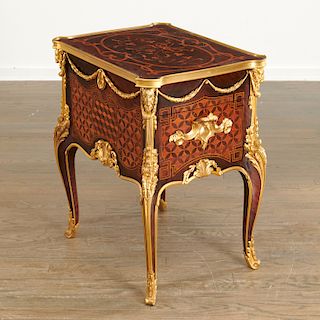 Parisian quality Louis XV style parquetry commode