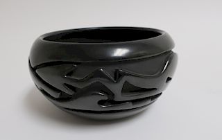 Teresita Naranjo Carved Bowl, Santa Clara Pottery