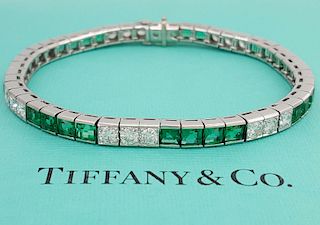 Tiffany & Co. 8.95tcw Plat Diamond Emerald Tennis