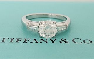Tiffany & Co 1.38tcw Plat Diamond Engagement Ring.