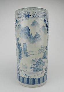 Chinese porcelain umbrella stand