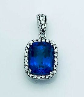 18k White 2.4g Gold With Over 2.5ct Tanzanite &