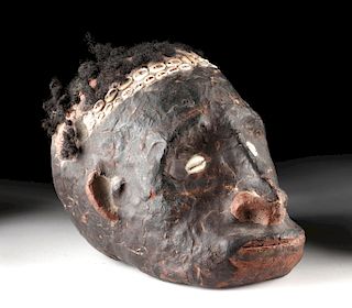 Early 20th C. Papua New Guinea Iatmul Overmodeled Skull