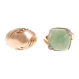 A Ladies Jade Ring & Carved Dime Ring in Gold