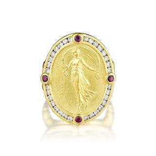 A Gold Figure Ring