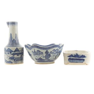 Three Pieces Chinese Export Canton Porcelain