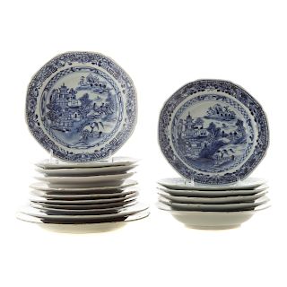 17 Chinese Export Nanking Porcelain Plates