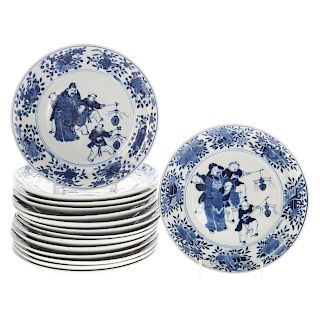 15 Chinese Export Blue and White Porcelain Plates