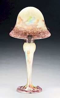 Muller Cameo Glass Table Lamp. 