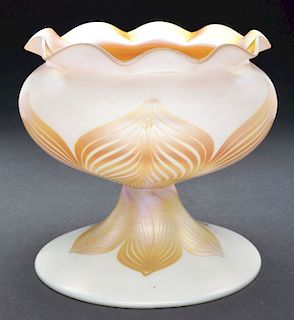 Quezal Pulled-Feather Vase.