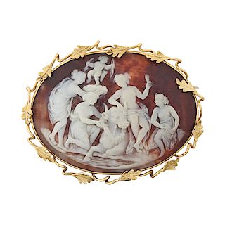 VICTORIAN CARVED SHELL CAMEO BROOCH