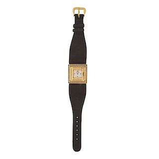 LUCIEN PICCARD YELLOW GOLD WATCH