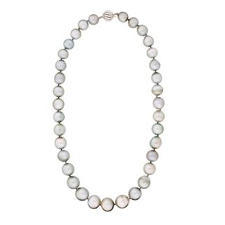 TAHITIAN SOUTH SEA PEARL NECKLACE