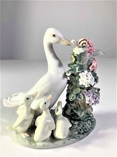 Lladro "How Do You Do" Porcelain Figure