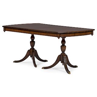 Sheraton-style Pedestal Dining Table