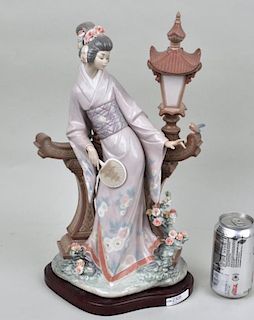Lladro Porcelain Group of Japanese Lady & Lantern