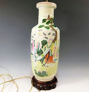 LARGE CHINESE ANTIQUE FAMILLE ROSE ROULEAU VASE - 19TH CENTURY