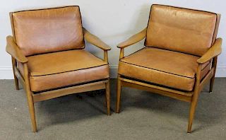 Midcentury Pair of Lounge Chairs with Leather