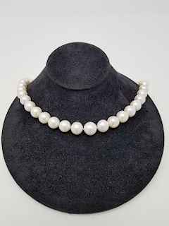 18K South Sea Pearl Necklace 11-13mm