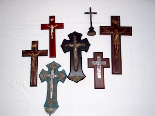 7 PC. MISC. LOT OF RELIGIOUS CRUCIFIXES