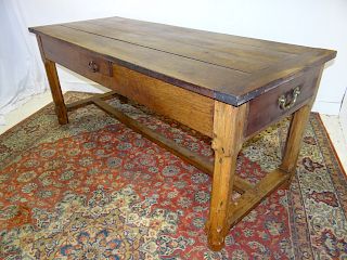 19TH C.PROVINCIAL FRENCH WALNUT TABLE