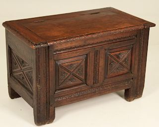 PETITE PROVINCIAL FRENCH FRUITWOOD LIFT TOP COFER