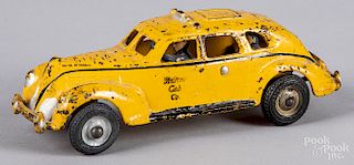 Arcade cast iron Yellow Cab Co. taxi