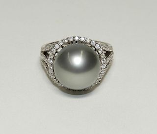 14K White Gold Tahitian Pearl Diamond Lady's Ring
