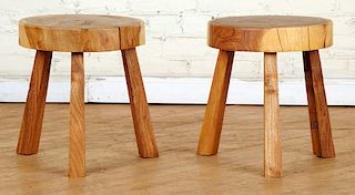 PAIR OF ROUND WOOD THREE LEG END TABLES