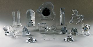 SEVENTEEN PIECES JAPANESE HOYA AND OTHER CRYSTAL