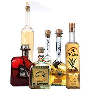 Tequilas. Mi México Fox, Corazón, Don Tacho, Aha Toro y Tequila Mejico. Piezas: 6.