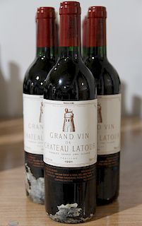 A COLLECTION OF ESTATE WINE 11 BOTTLES