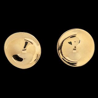 18k Gold Dimensional Disc Earrings