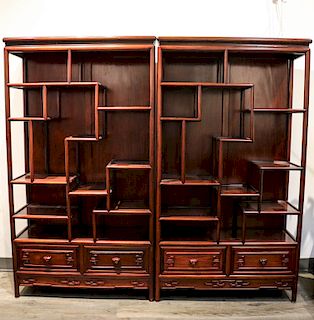 PAIR OF ROSEWOOD CURIO CABINETS, EARLY 20TH C.