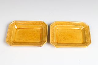 TWO YELLOW GROUND LANDSCAPE DISHES, 19TH