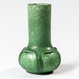 Grueby Pottery Five-leaf Vase