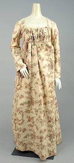 REGENCY PRINTED COTTON GOWN, 1800 - 1805.
