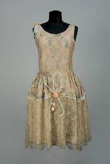 PRINTED LAME and METALLIC LACE ROBE de STYLE, 1920s.