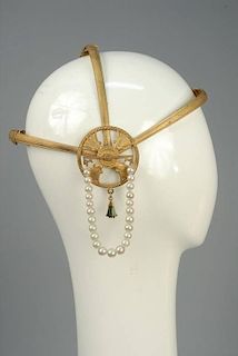 EGYPTIAN REVIVAL HEADPIECE with PEARL BEADS, 1920s.