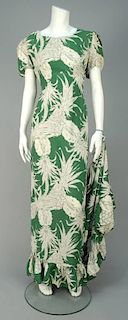 TRAINED HAWAIIAN LABEL GOWN, 1940s.