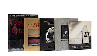 Ollman, Arthur / Mulligan, Therese / Salas Portugal, Alonso... Libros sobre Manuel Álvarez Bravo, Tina Modotti, Edward Weston... Pzas:5