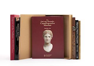 Canby, Sheila R / Hillenbrand, Robert / Rogers, J.M. / Cary Welch, Stuart / Kondoleon, Christine. Libros sobre Arte Persa. Pzs: 6.