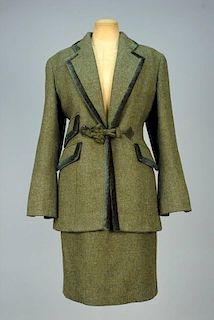 CHRISTIAN DIOR AUSTRIAN INSPIRED WOOL SKIRT SUIT, AUTOMNE-HIVER 1993 - 1994.