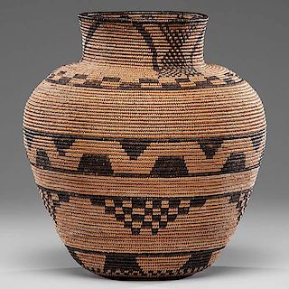 White Mountain Apache Olla Deaccessioned from a Midwestern Museum 