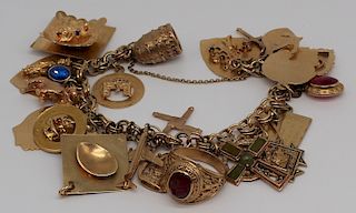 JEWELRY. Vintage 14kt Gold Charm Bracelet.