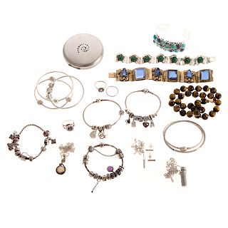 A Bag of Silver Chamilla & Pandora Jewelry