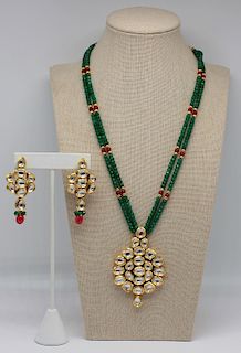 JEWELRY. 3 Pc. Indian Kundan Jewelry Suite.